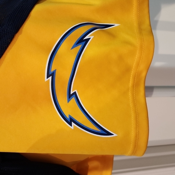 Chargers M Reebok double layer tank top - Picture 3 of 5